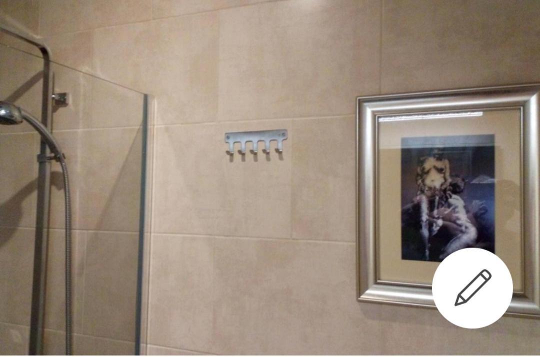 Apto Patio Andaluz. Maximo Confort Y Limpieza *
